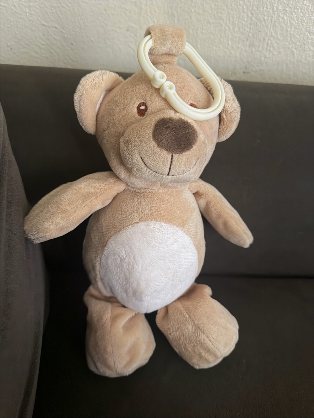Kellytoy Beige and White Clip-On Plush Bear Rattle
